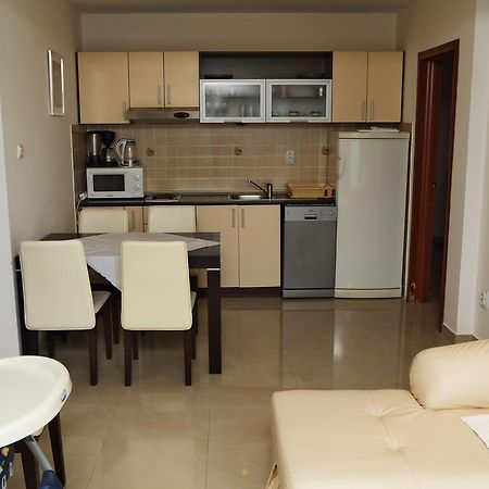 Apartmani Irena Petrovac Exterior photo
