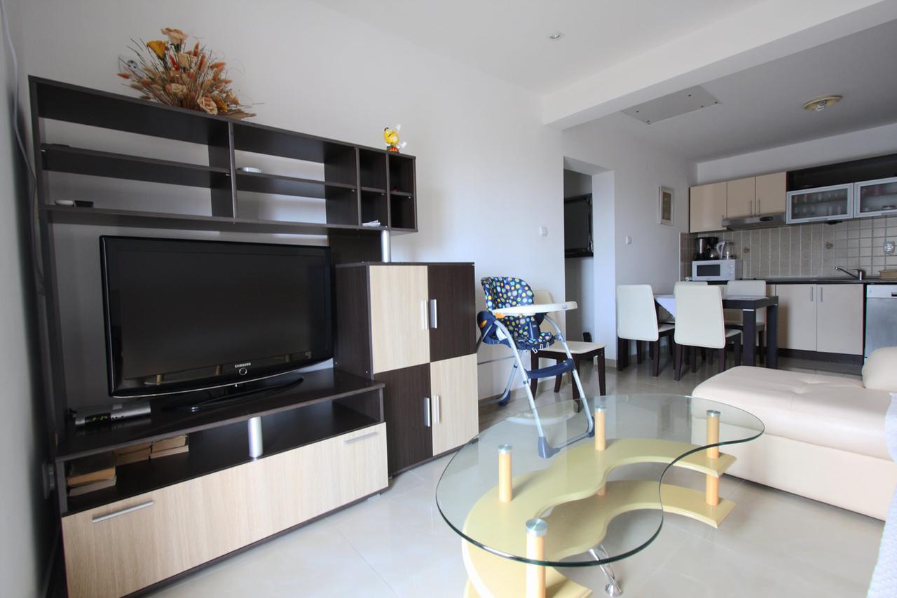 Apartmani Irena Petrovac Exterior photo