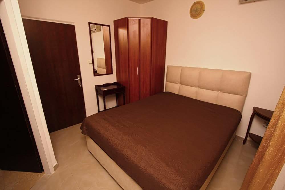 Apartmani Irena Petrovac Exterior photo